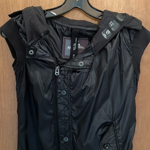 NWOT G-STAR RAW 100% POLYAMIDE HOODED VEST - Picture 4 of 13